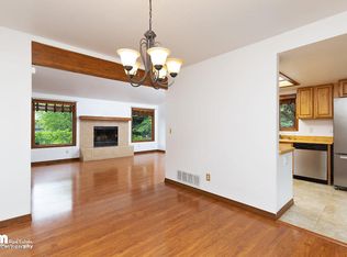 901 Fairwood Dr, Anchorage, AK 99518