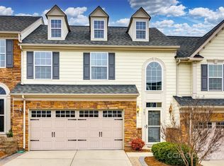 507 Sailview Dr, Tega Cay, SC 29708