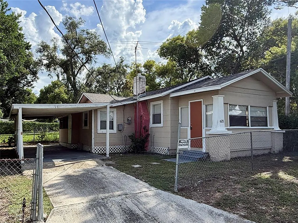 2 bed, 1.0 bath, 728 sqft, $1,175 — Photo 1