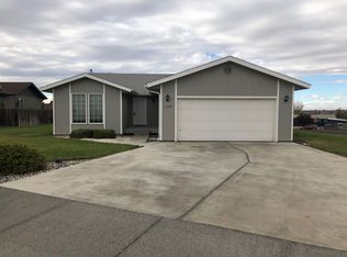 1104 S Jefferson Ave, Moses Lake, WA 98837