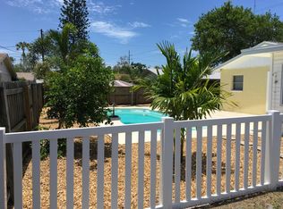 7995 125th St, Seminole, FL 33772