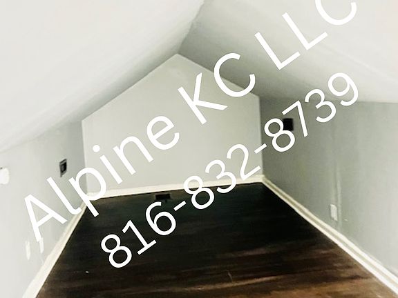 2nd image of 303 N Home Ave