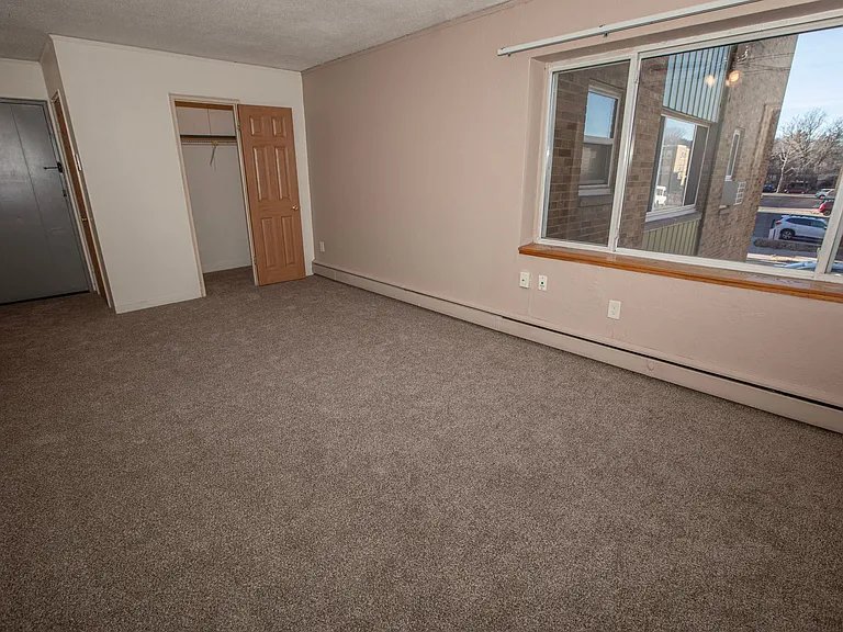 3431 Dupont Ave S — Photo 16