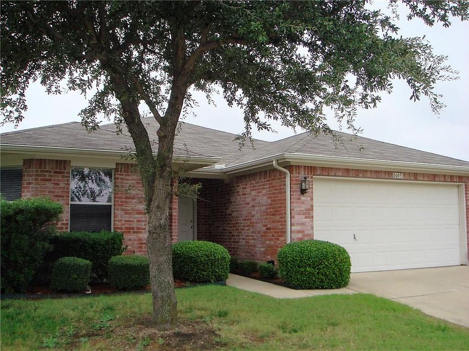 1st image of 1605 Briarhaven Way