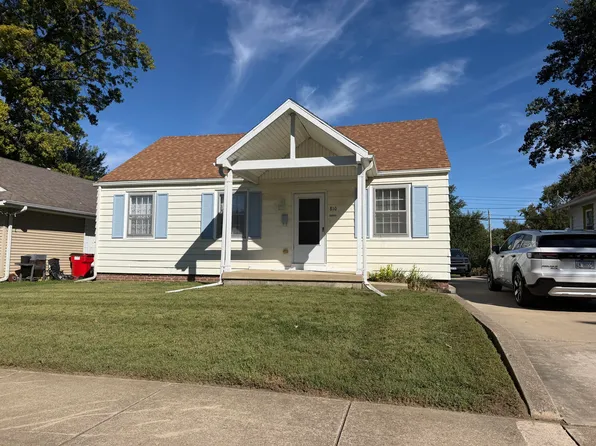 810 W Vine St, Champaign, IL 61820