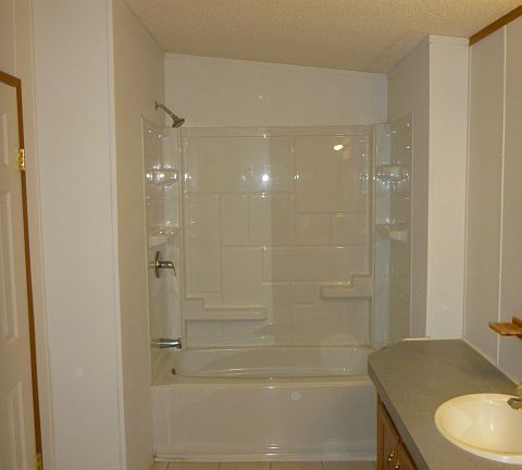 MASTER BATH SUITE