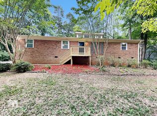 2009 Dove Dr, Charlotte, NC 28214