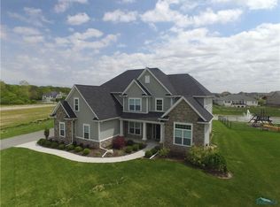 4303 Turtle Creek Dr, Perrysburg, OH 43551