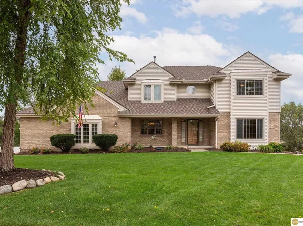 3322 N 131st Cir, Omaha, NE 68164