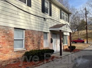 6939 Gracely Dr #1, Cincinnati, OH 45233