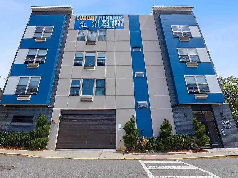 6400 Jefferson St #203 — Photo 15