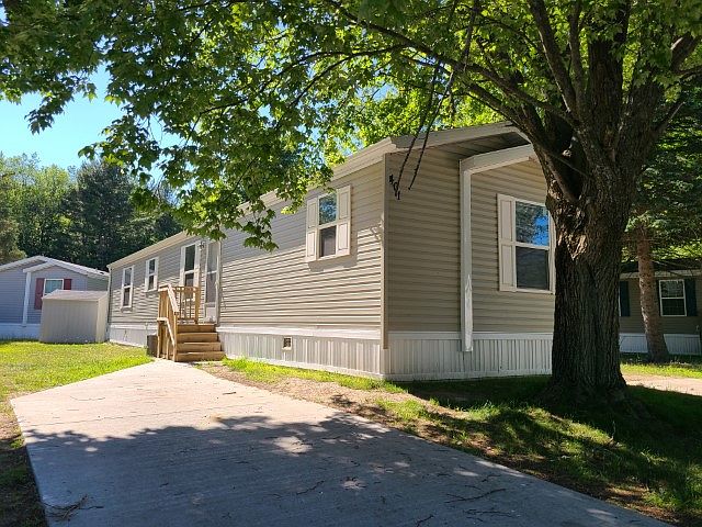 1st image of 401 Hillcrest St #45