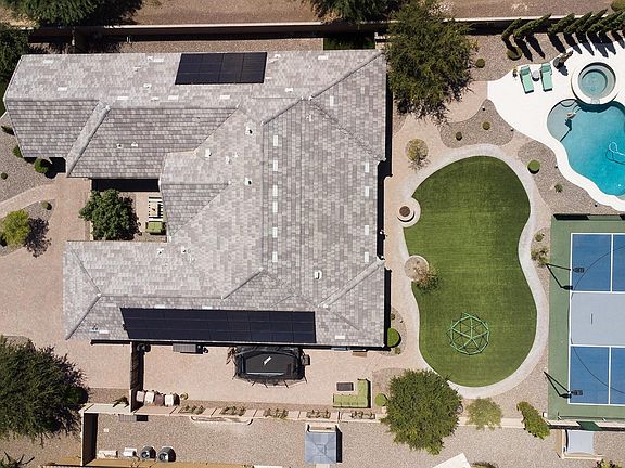 3rd image of 8434 W SANDS Court