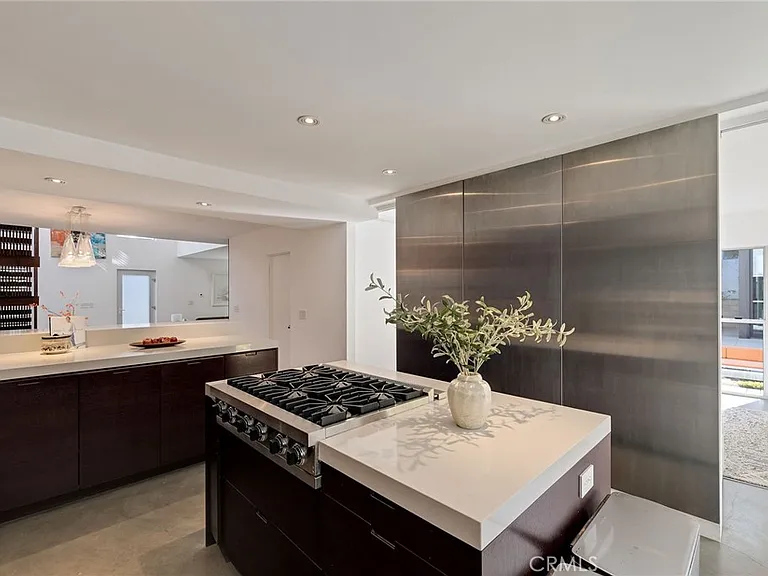 27 Driftwood St — Photo 18