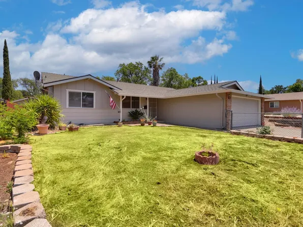 146 Santana Dr, Vacaville, CA 95687