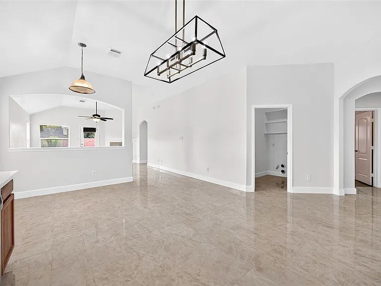 2606 Cypress Springs Dr — Photo 13