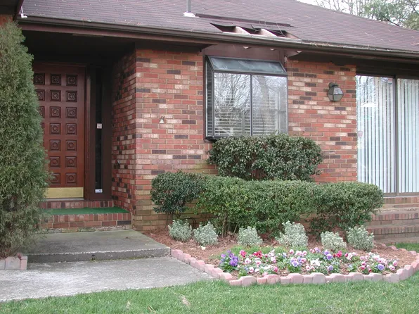 340 Francyne Ct, Sandy Springs, GA 30328