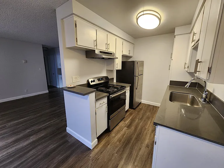 2515 Ocean View Ave #104 — Photo 9