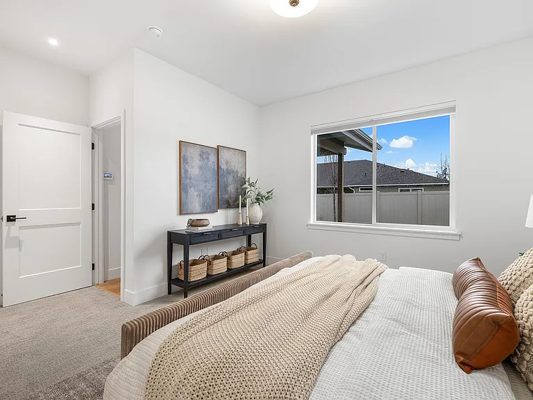2318 E Ringneck St — Photo 44