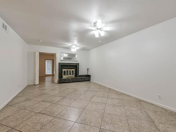 20x13 Living Room - A large open space for relaxing with those you love.