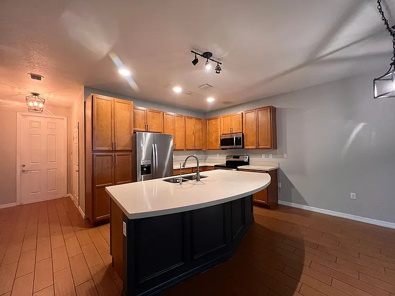 4764 E Station Sq — Photo 4