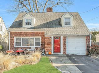 19 Andrew Rd, Eastchester, NY 10709