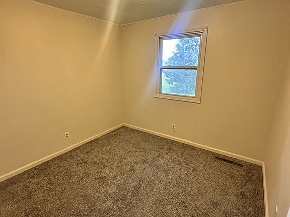 4th image of 2696 Spencerport Rd