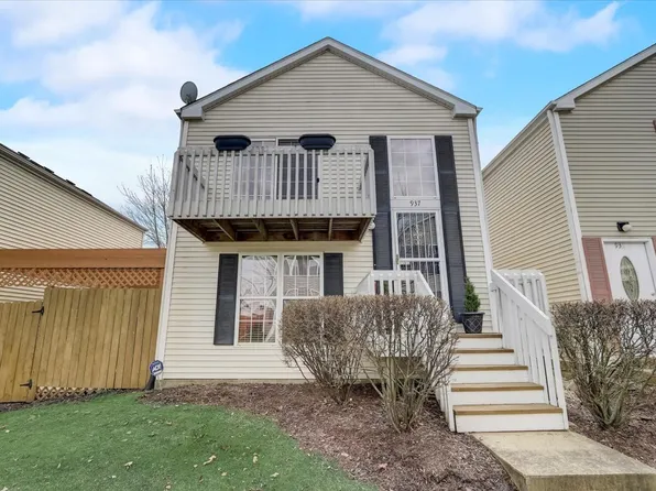 937 Symphony Dr, Aurora, IL 60504