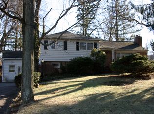 7 Whippany Rd, Morristown, NJ 07960