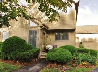 2 Canterbury Ct #6, Middletown, CT 06457