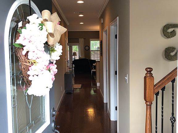 2nd image of 709 Yorkland Way