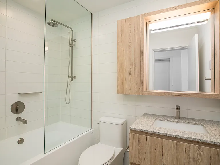 1500 Scott Cres #303 — Photo 15