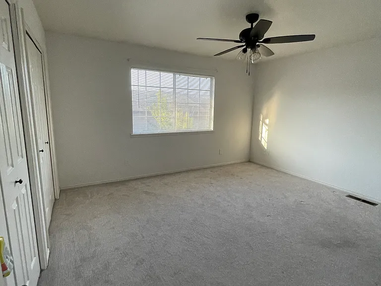99 N 1850 W #12 — Photo 8