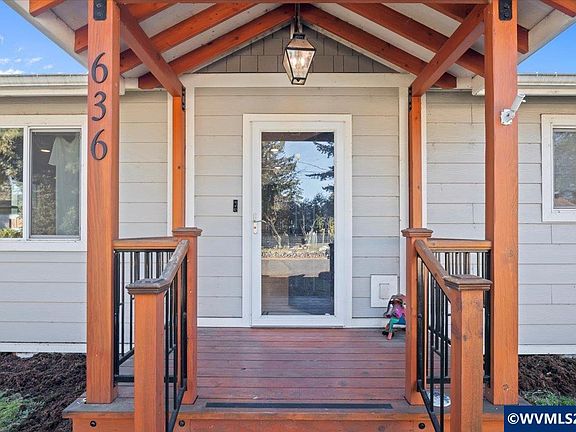 2nd image of 636 Birch St