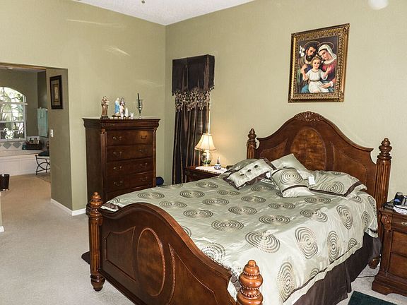 5th image of 5309 SW 25th Ct
