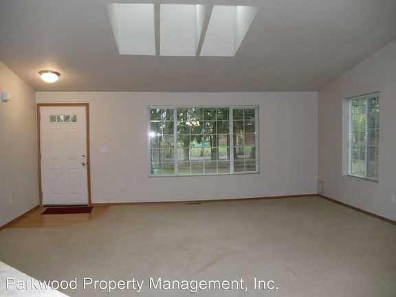 4th image of 12801 3rd Avenue Ct E