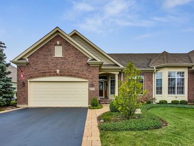 4200 Coyote Lakes Cir, Lake In The Hills, IL, 60156