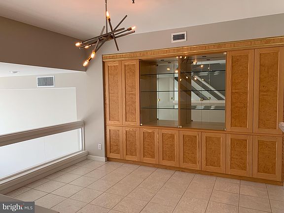 3rd image of 7 N Columbus Blvd APT 130