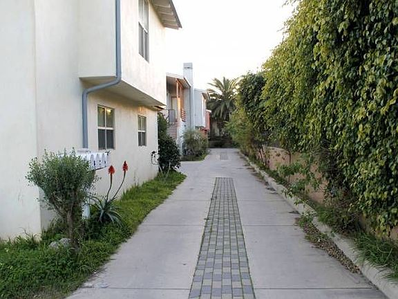 Private Driveway