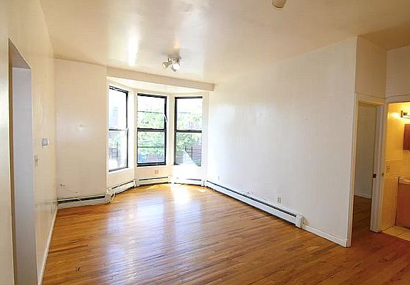 2nd image of 276 Lexington Ave #2B