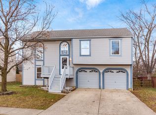 2100 Carrollton Dr, Columbus, OH 43223