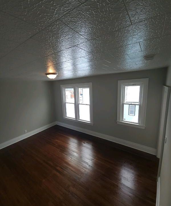 80 Dewitt St Buffalo NY Zillow