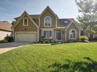 12109 Westgate St, Overland Park, KS 66213