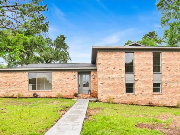4724 Saint Dominic Pl, Mobile, AL 36693