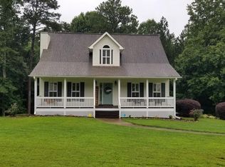 134 Oak Leaf Dr, Carrollton, GA 30116