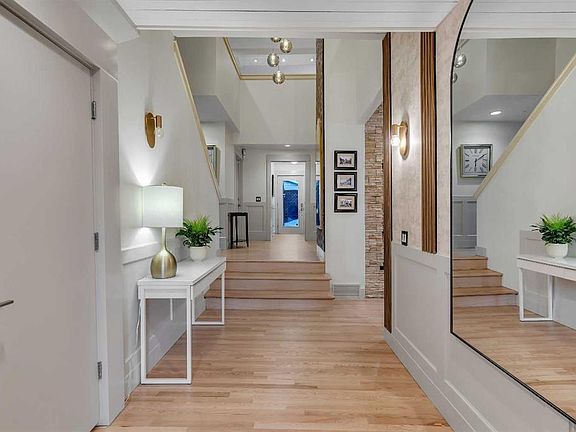 5th image of 3016 W 7th St SW