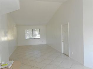 1490 Green Valley Cir UNIT 104, Naples, FL 34104