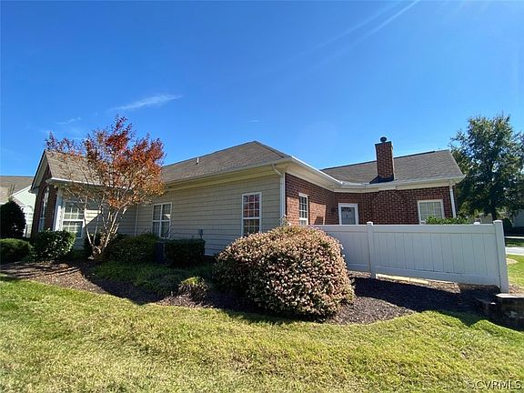 3rd image of 7340 Norwood Pond Pl