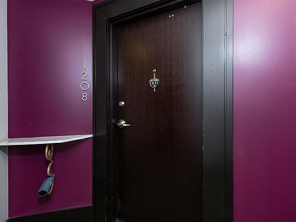 4th image of 314 N Broadway Ave #1208