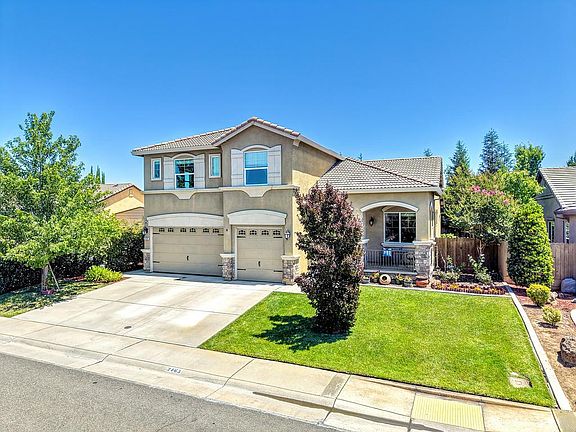 3rd image of 3465 Listan Way